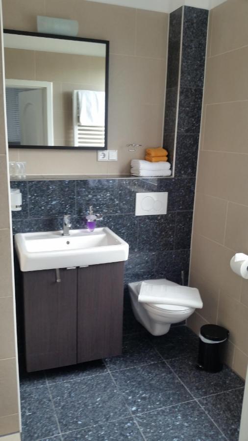 Appart-Hotel, Einsteinstrasse Herzogenaurach Bagian luar foto